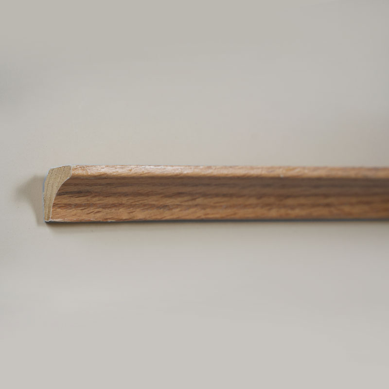 Solid Wood Inside Corner Moulding/Scotia Molding (Nababalot ng Red Oak Veneer + Paint) - Kulay ng Oak 7/8' x 7/8'