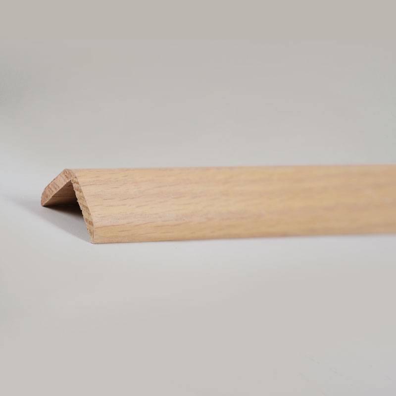 Solid Wood Right Angle (90°) Transition Strip (Nababalot ng Red Oak Veneer + Paint) - Kulay ng Oak 1 1/9' x 1 1/9'